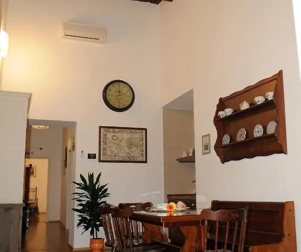 Napoli Pietrasanta